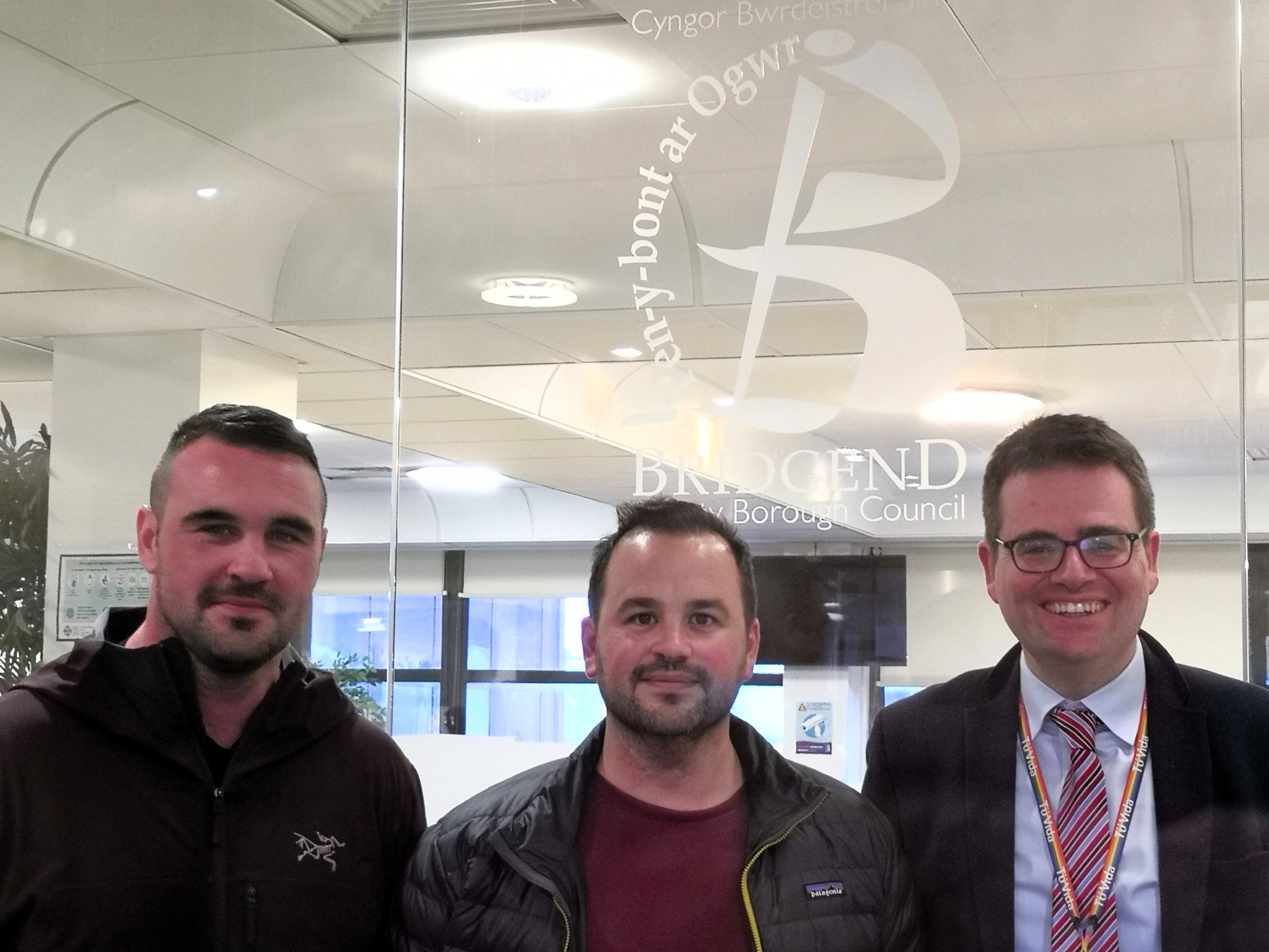 Tom and Dan Berrow, owners of Benchmark Scenic Construction, have met with council officers and Leader Huw David to discuss how the local authority can provide practical help and support following the blaze which destroyed their premises on Bridgend Industrial Estate.