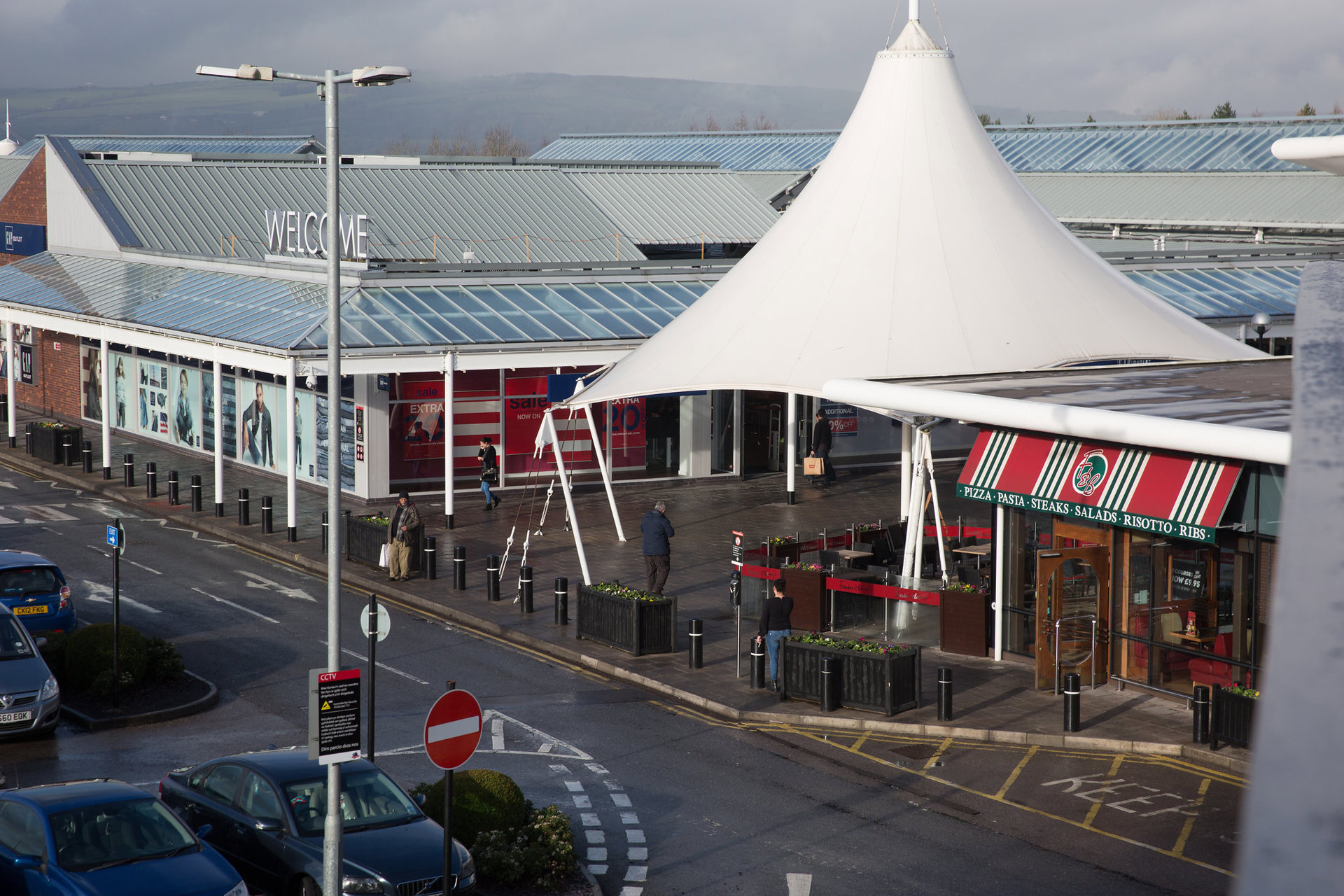 McArthur Glen Designer Outlet